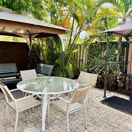 Sheridan Guesthouse Dania Beach Εξωτερικό φωτογραφία