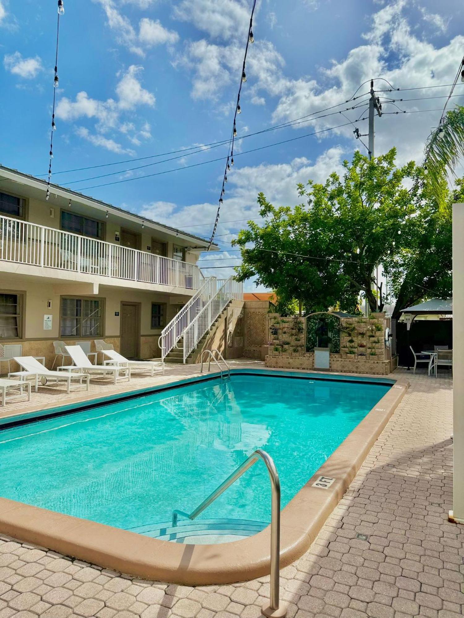 Sheridan Guesthouse Dania Beach Εξωτερικό φωτογραφία