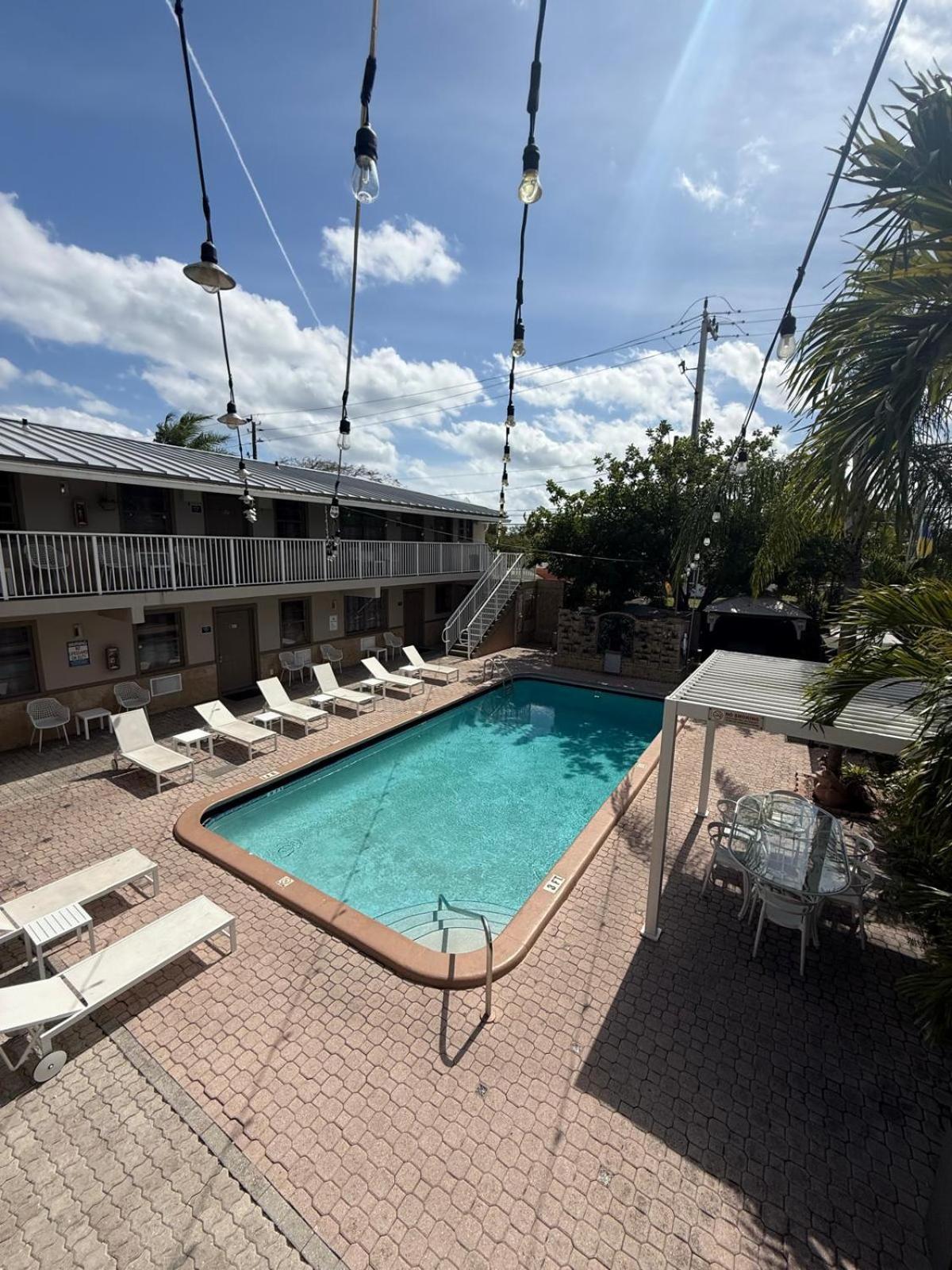 Sheridan Guesthouse Dania Beach Εξωτερικό φωτογραφία